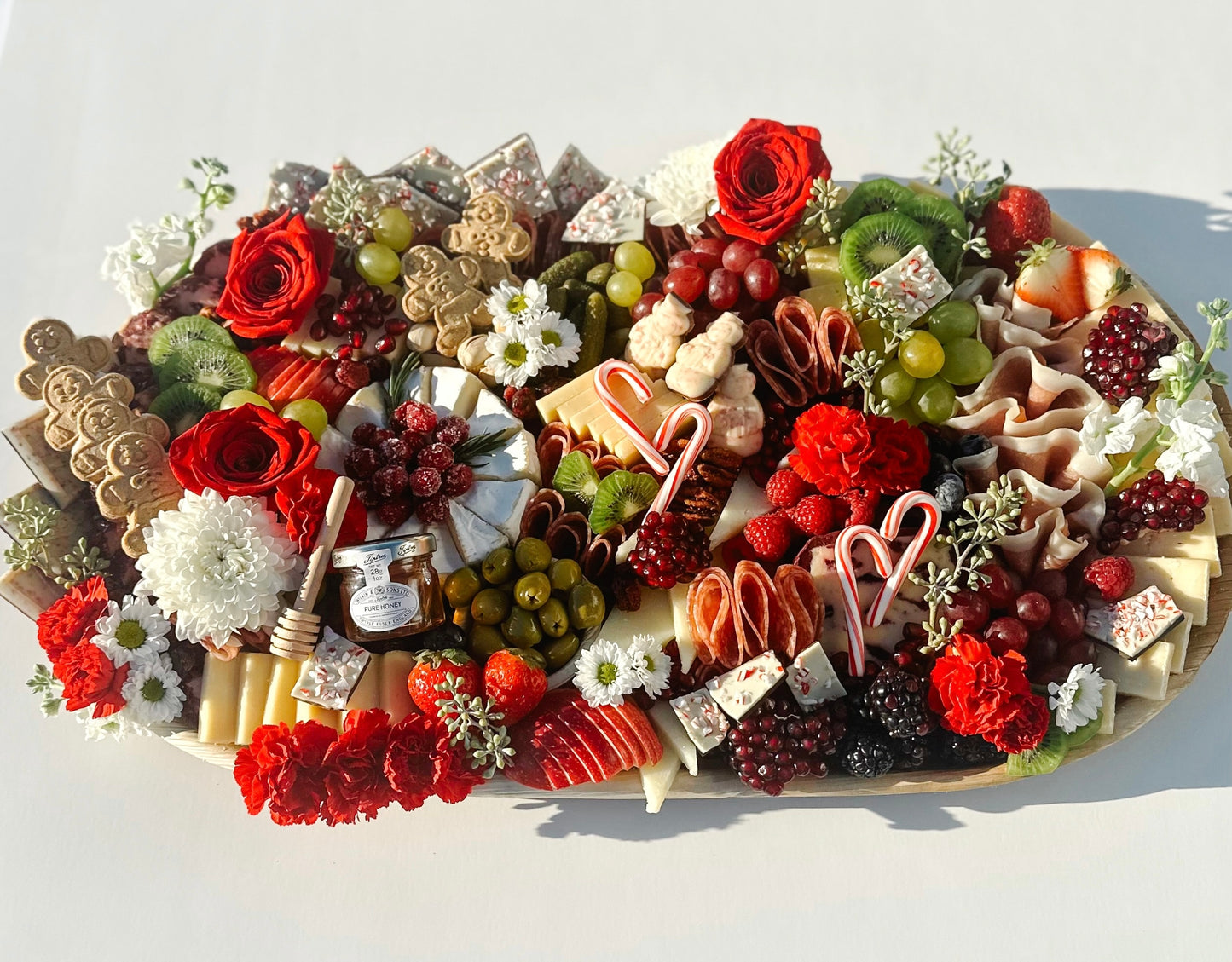 X-LARGE CHARCUTERIE ARRANGEMENT